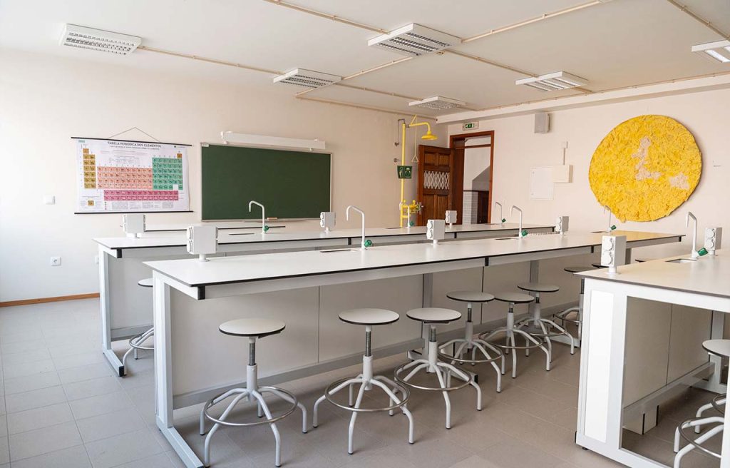 fisico-quimica-sala-externato-santa-joana