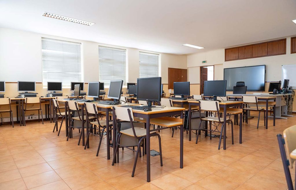 sala-informatica-externato-santa-joana-ermesinde
