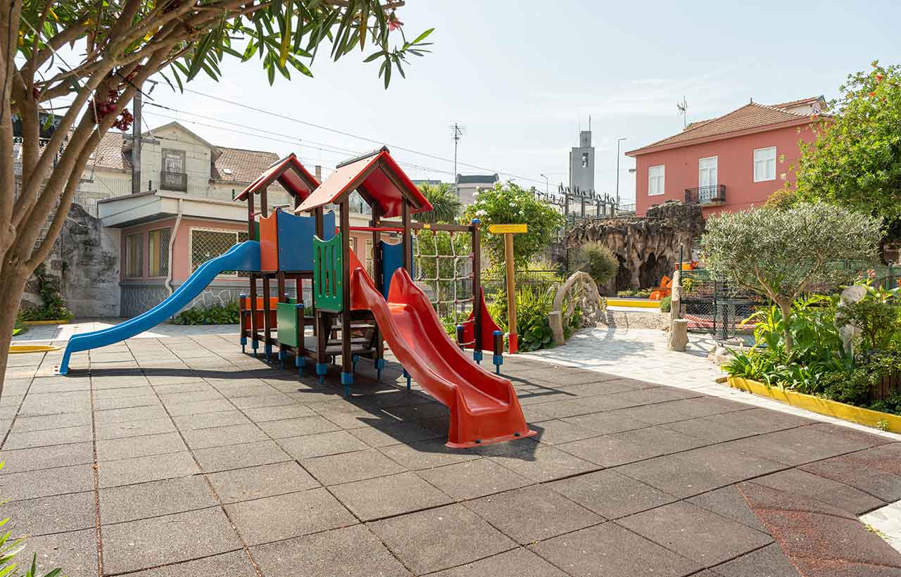 externato-santa-joana-ermesinde-espacos-alunos-parque